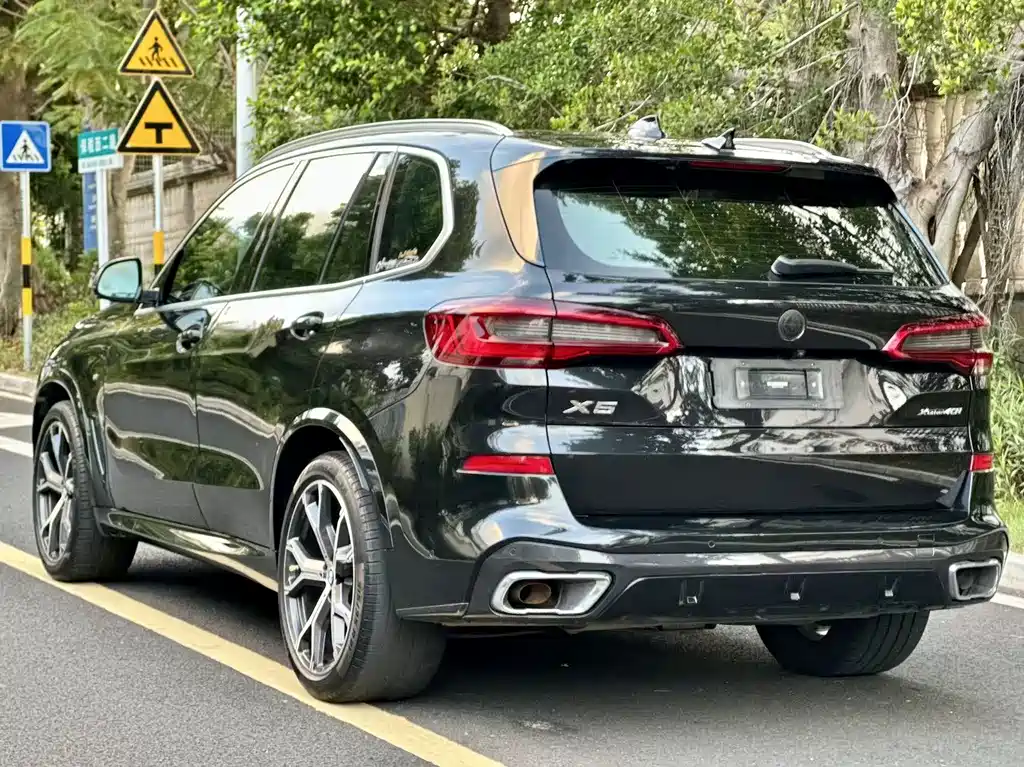 BMW X5 (Import) — фото 8