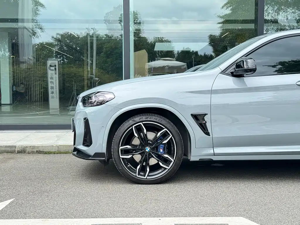 BMW X4 M40i — фото 3