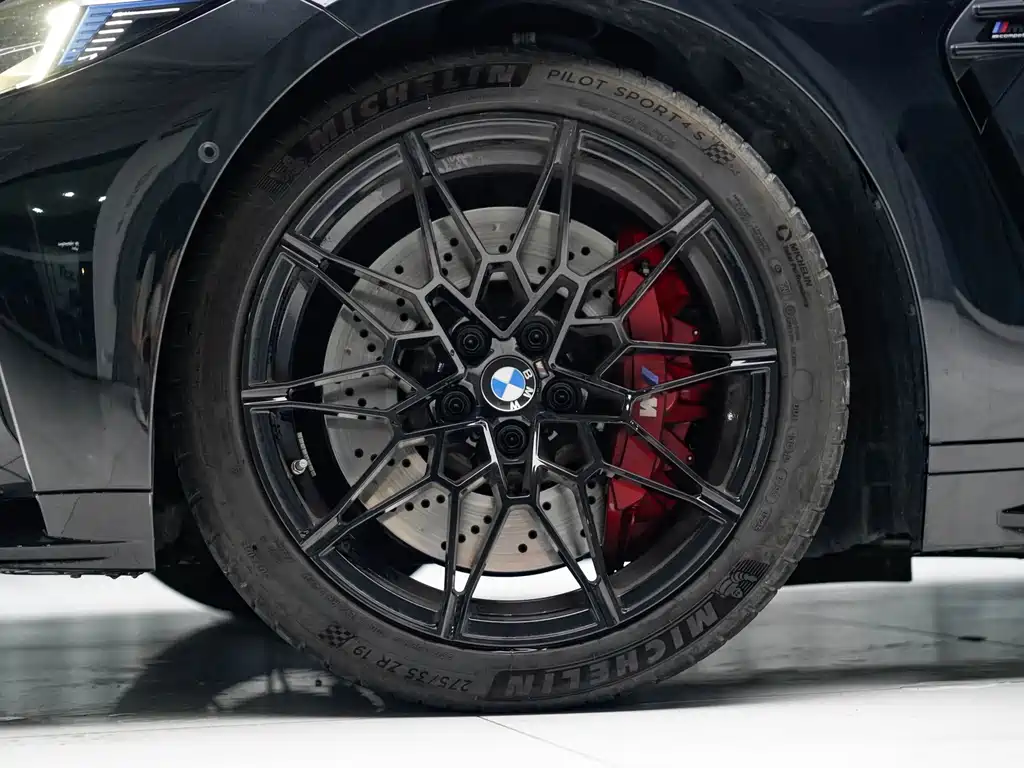 BMW M4 — фото 14