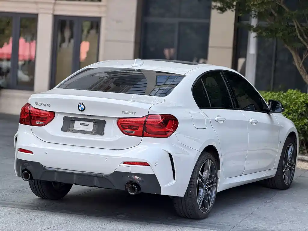 BMW 1 Series — фото 10