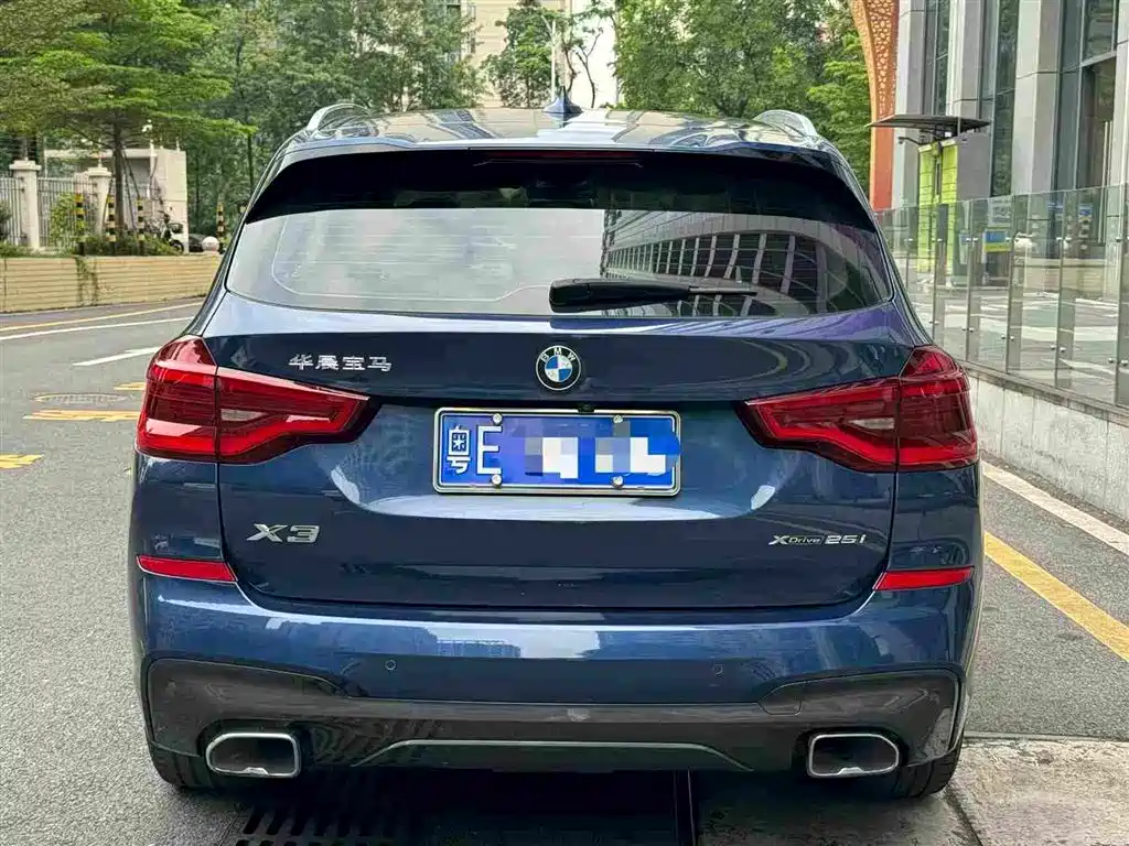BMW X3 — фото 5