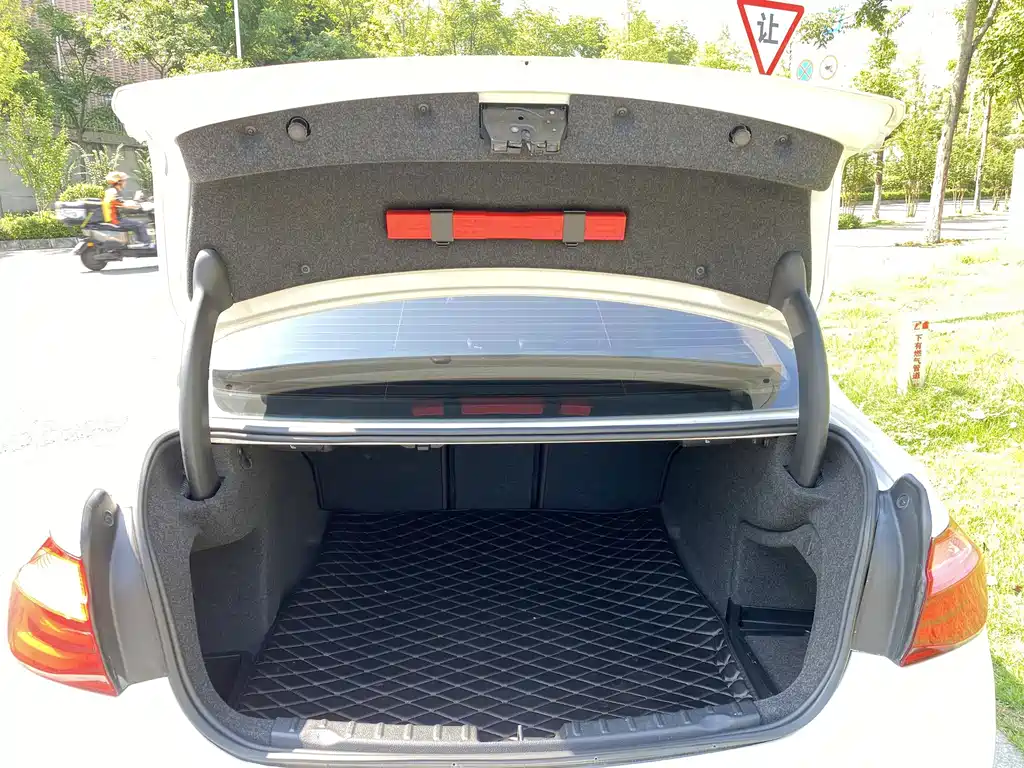 BMW 3 Series — фото 14