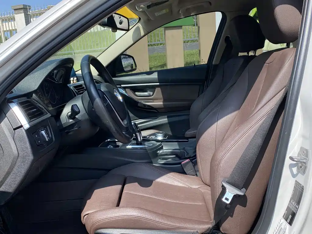 BMW 3 Series — фото 10