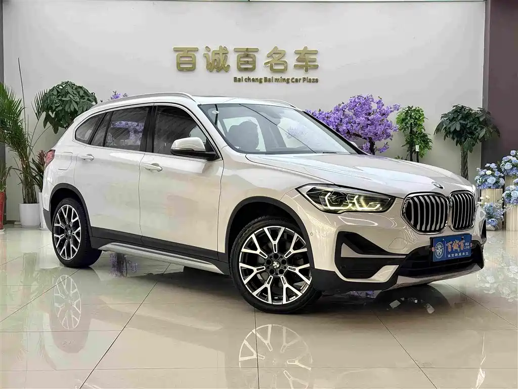 BMW X1 — фото 3
