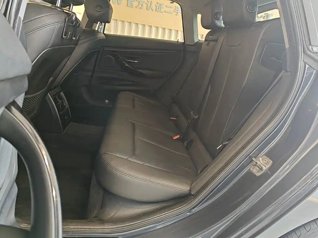 BMW 3 Series GT — фото 17