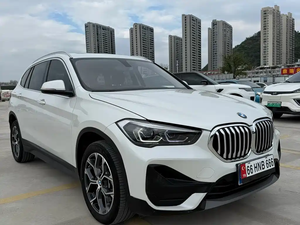 BMW X1 — фото 3