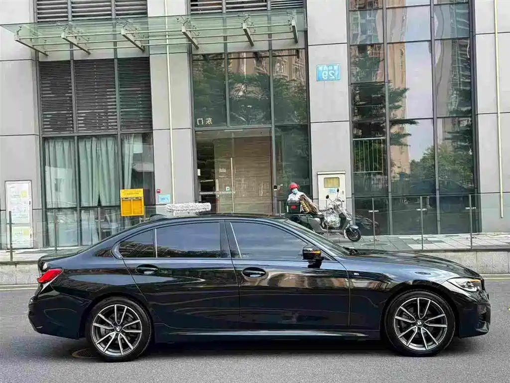 BMW 3 Series — фото 4