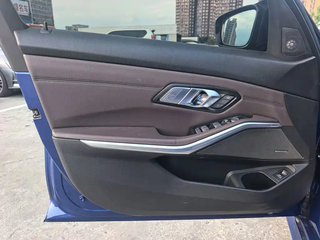BMW 3 Series — фото 11