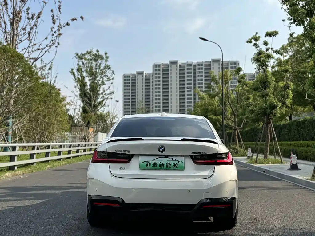 BMW i3 — фото 4