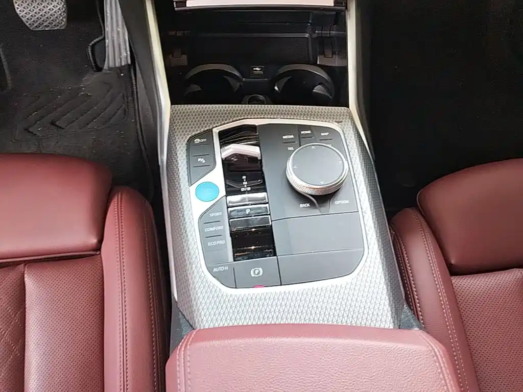 BMW i3 — фото 14