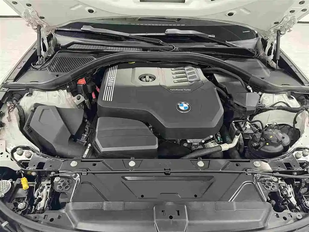BMW 3 Series — фото 14