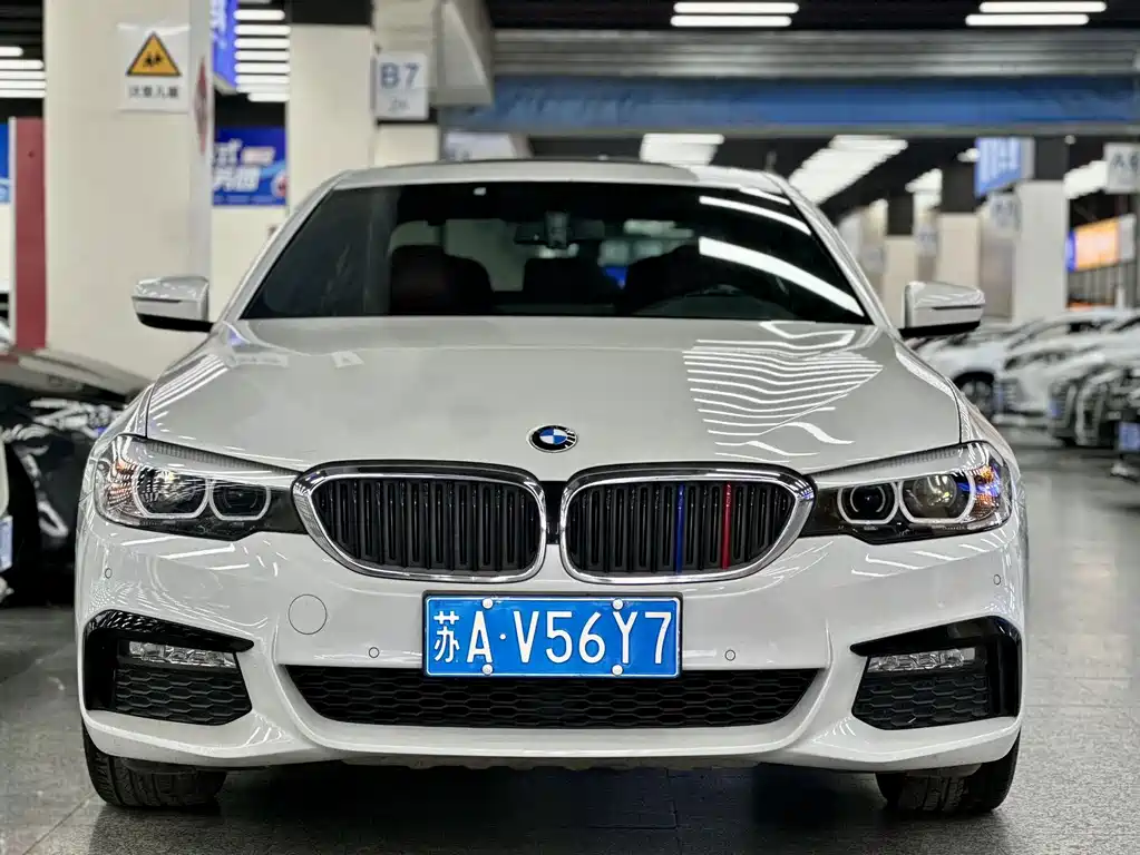 BMW 5 Series — фото 2