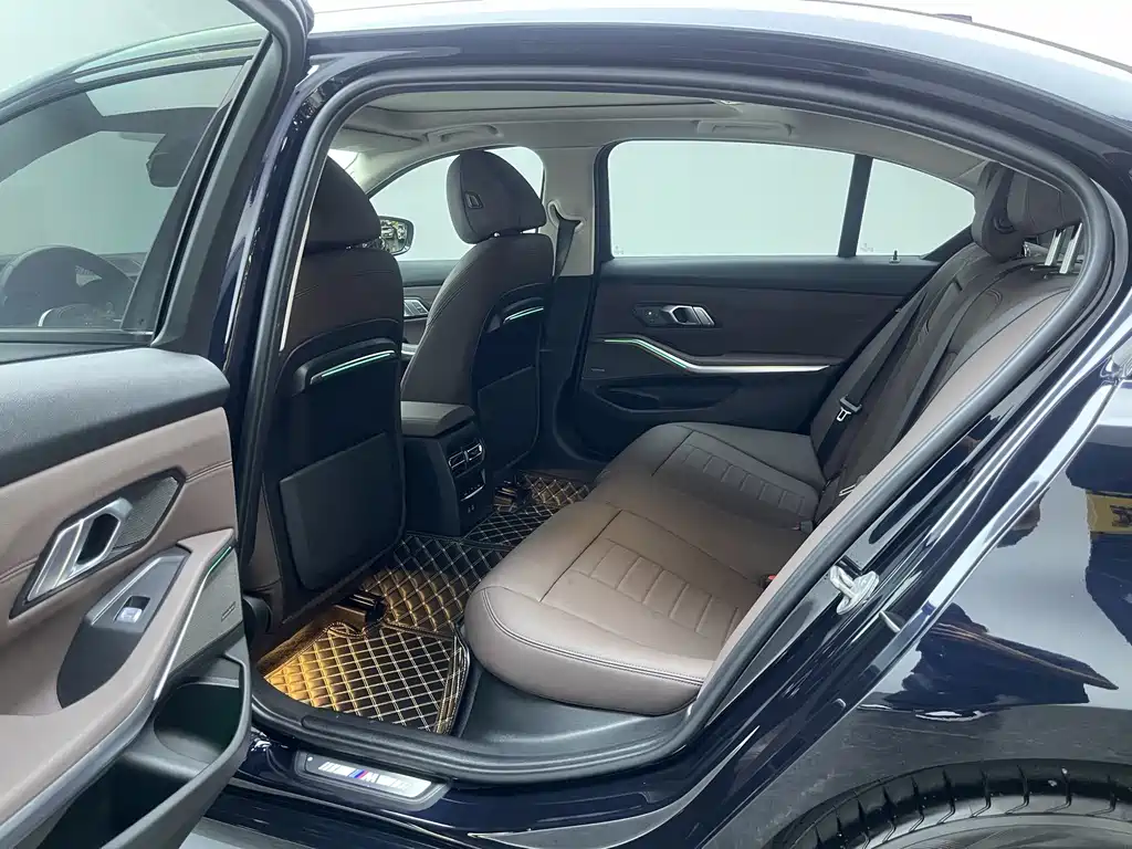 BMW 3 Series — фото 14