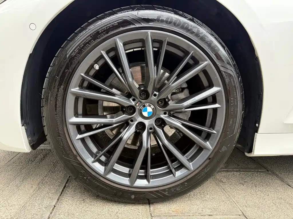 BMW 3 Series — фото 14