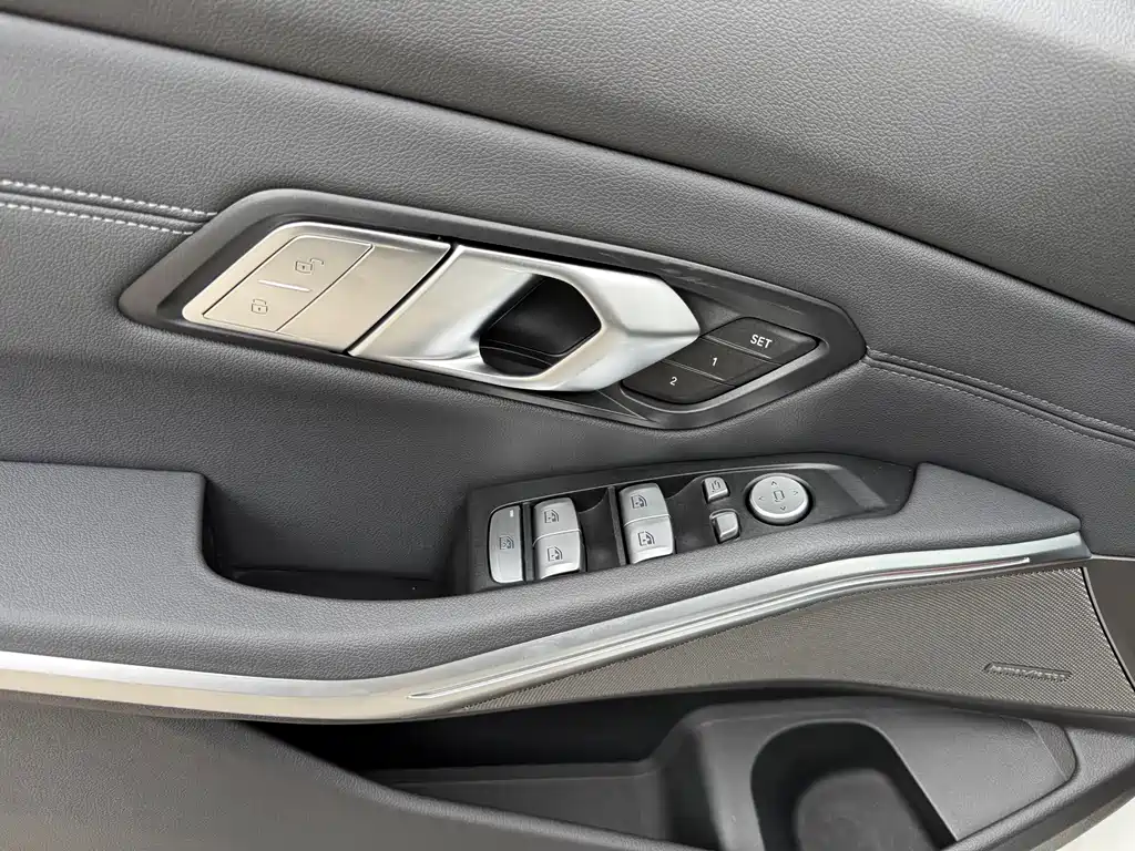 BMW 3 Series — фото 18