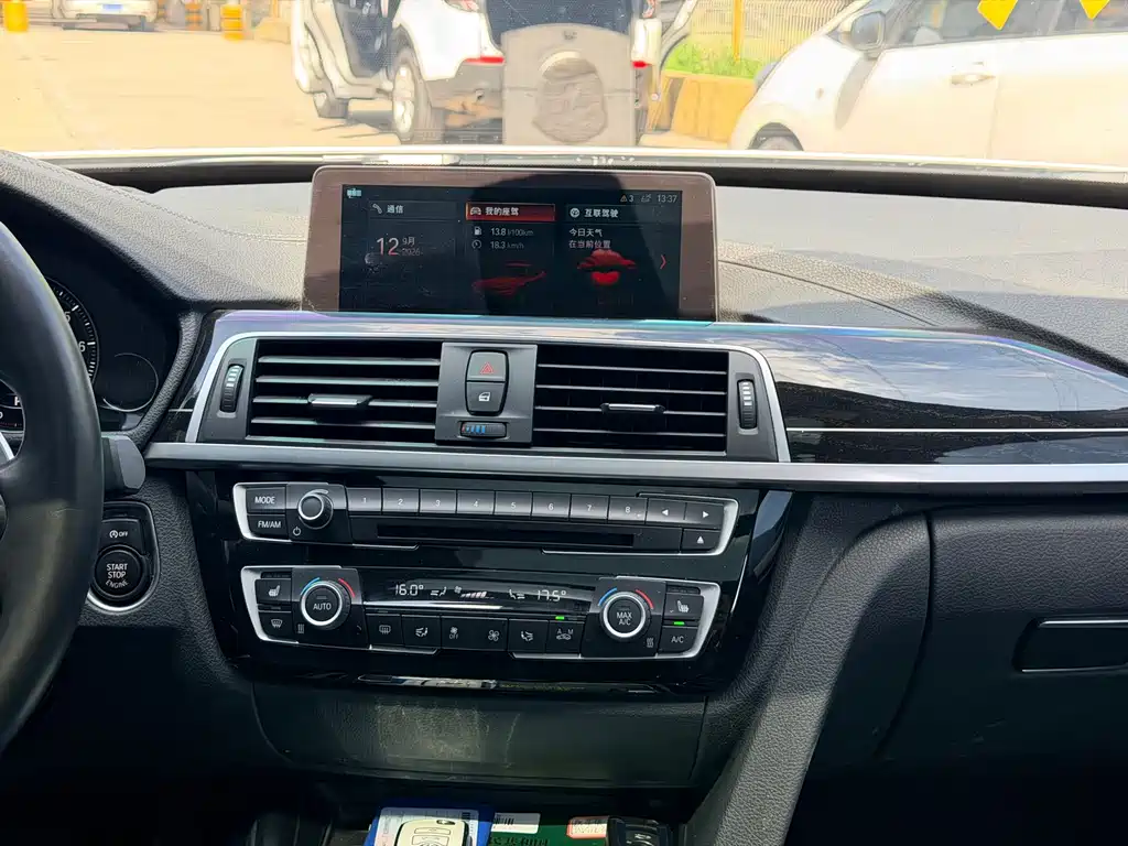 BMW 3 Series GT — фото 11