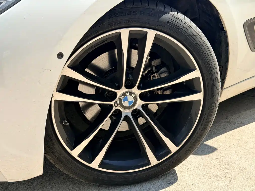 BMW 3 Series GT — фото 8