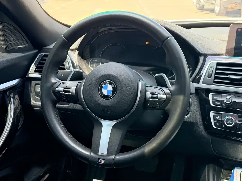 BMW 3 Series GT — фото 10