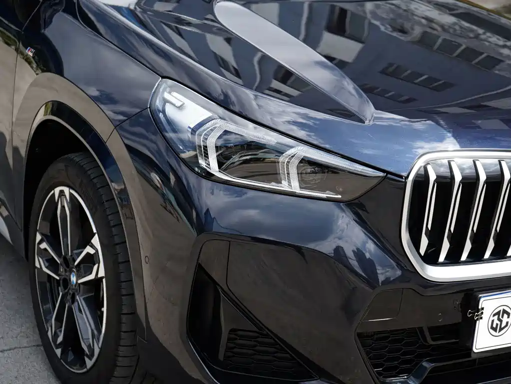BMW X1 — фото 13