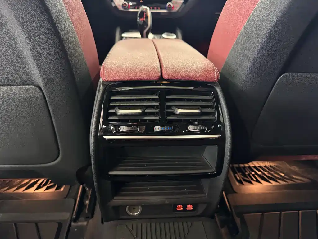 BMW 5 Series New Energy — фото 10