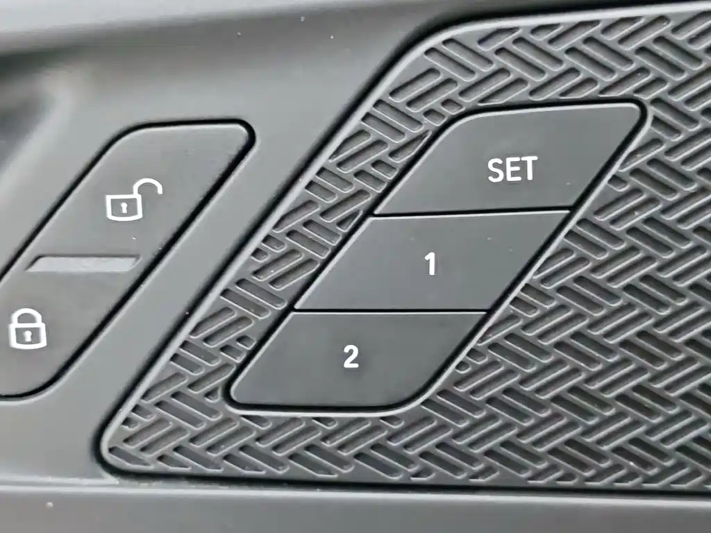 BMW X1 — фото 14