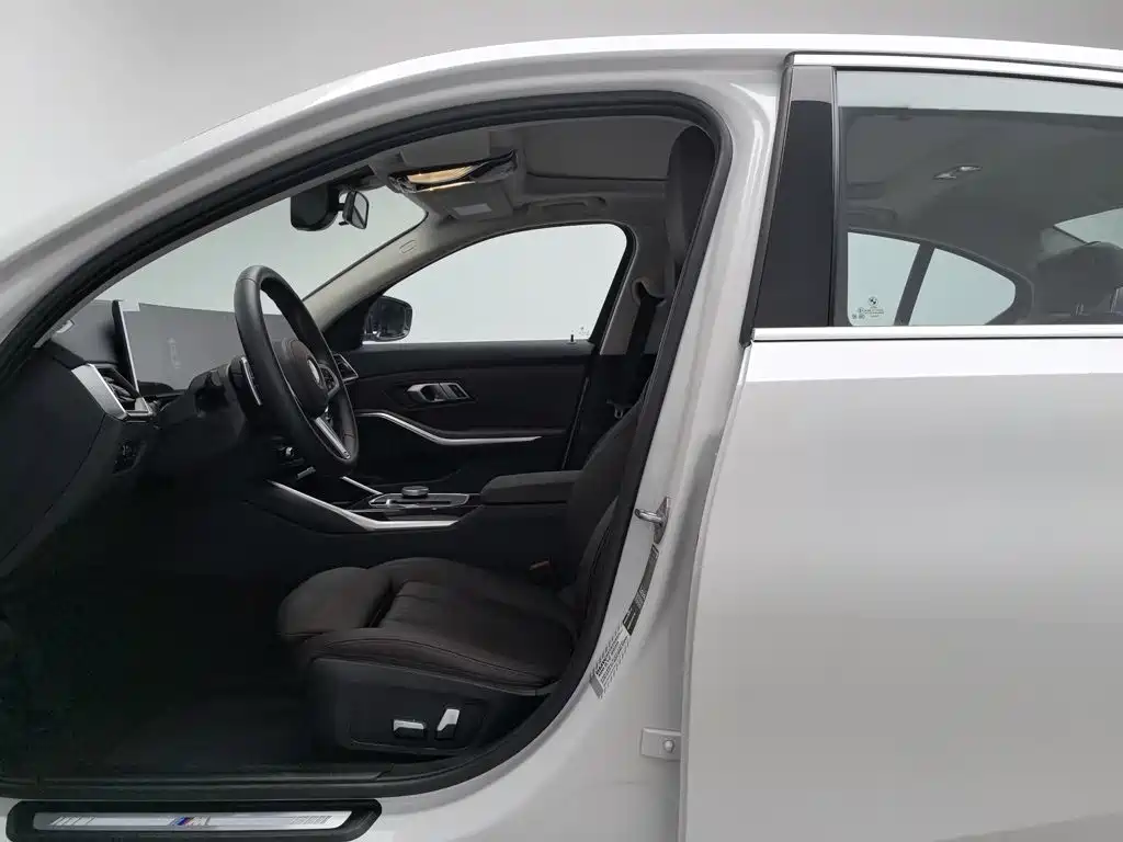 BMW 3 Series — фото 10