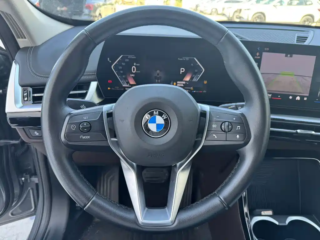 BMW X1 — фото 11