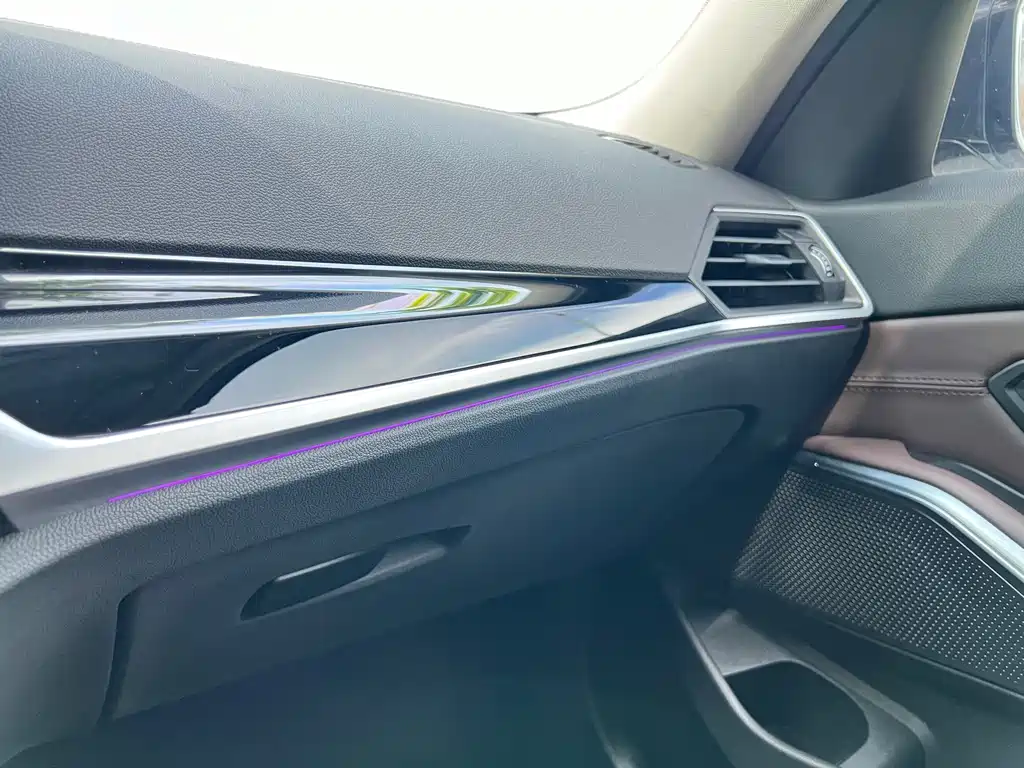 BMW 3 Series — фото 11