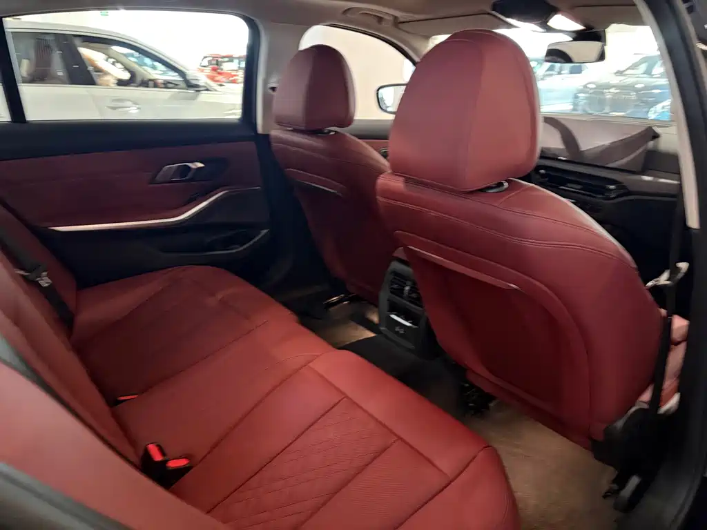 BMW 3 Series — фото 13