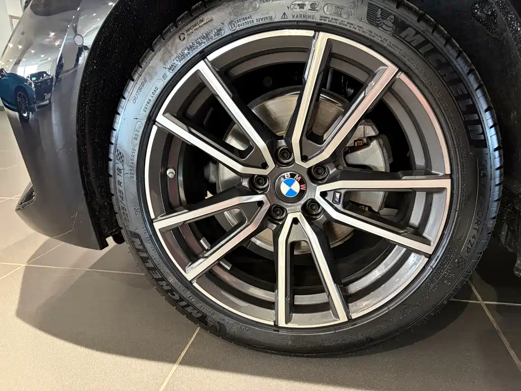 BMW 3 Series — фото 14