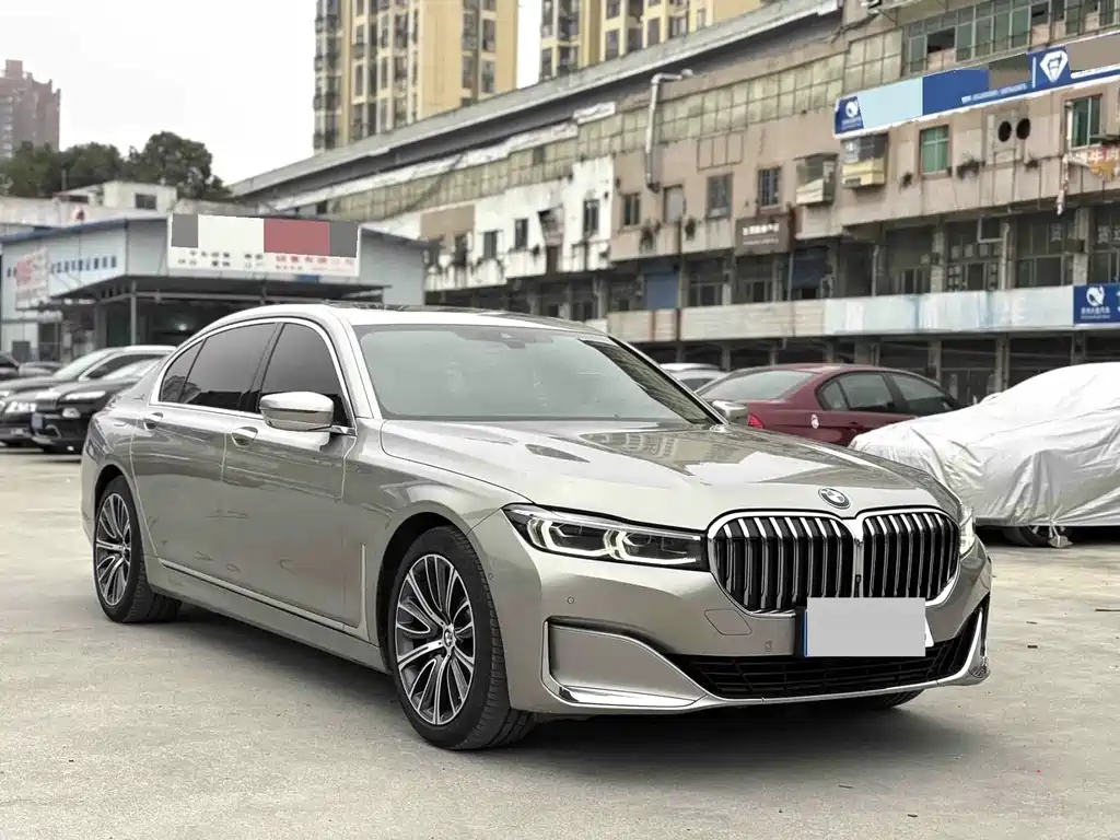 BMW 7 Series — фото 3