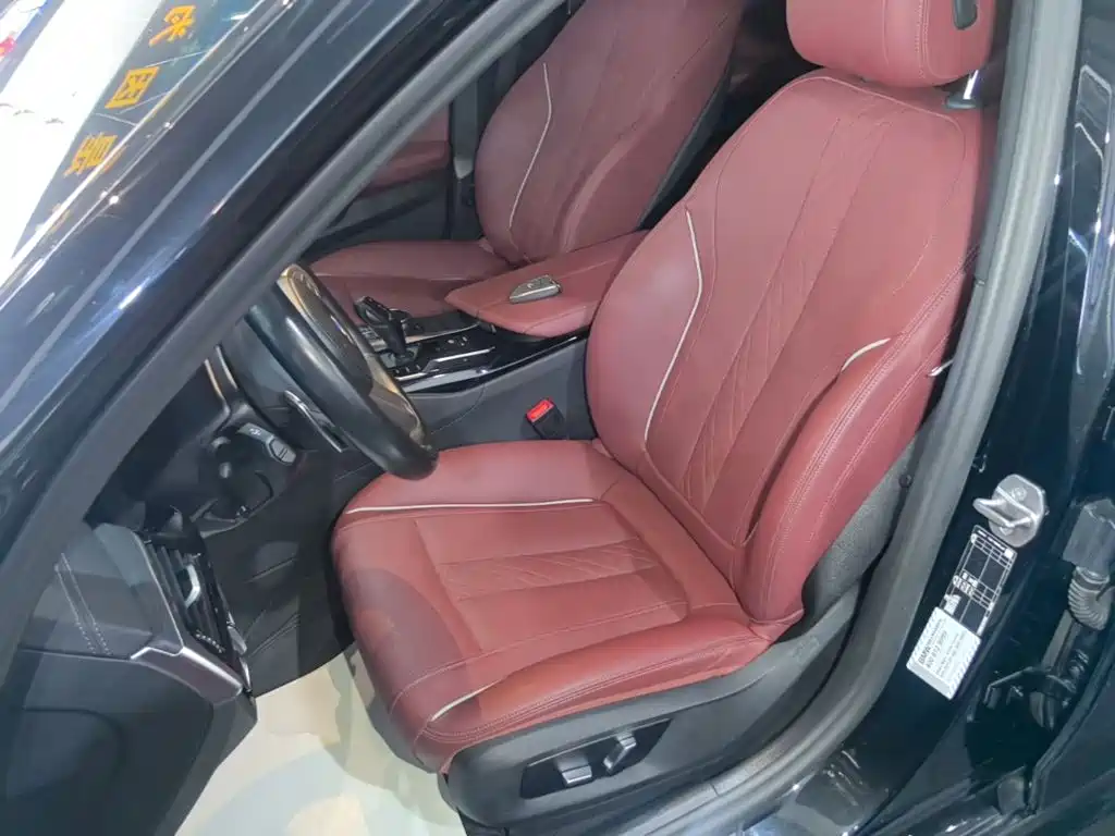 BMW 5 Series — фото 15