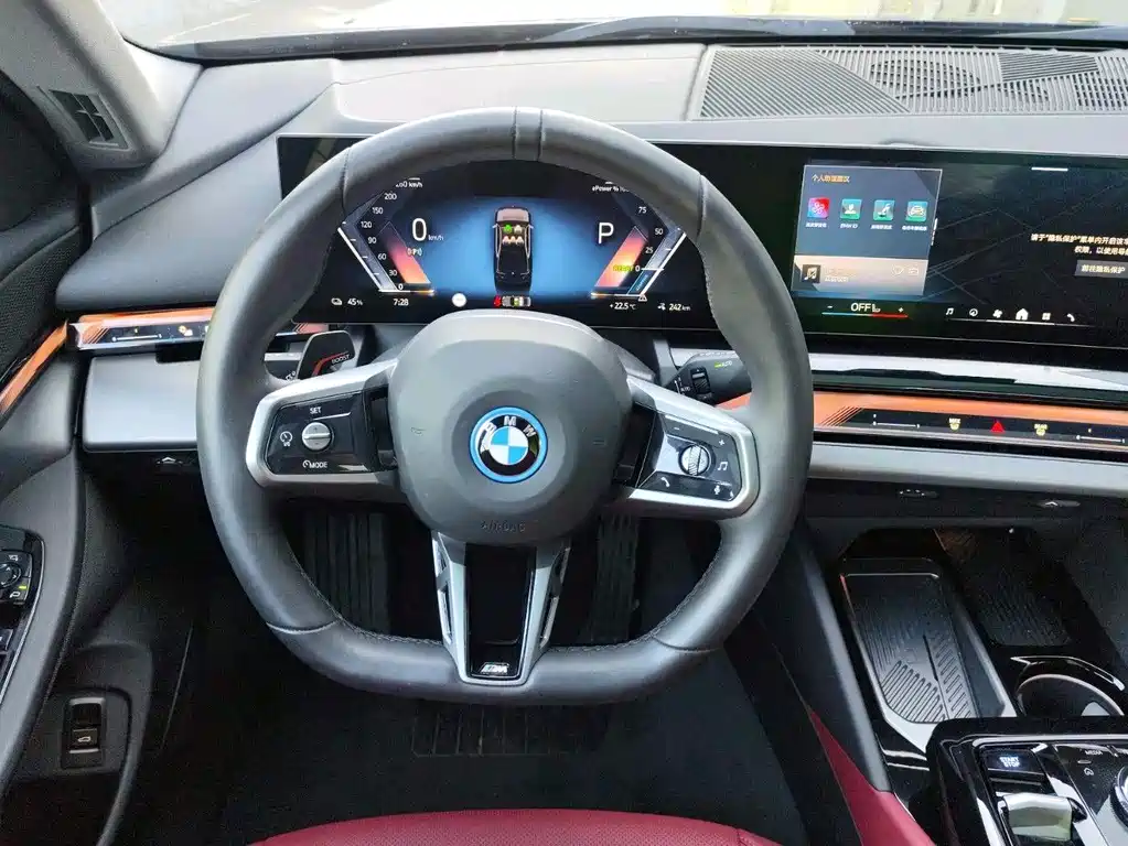 BMW i5 — фото 11