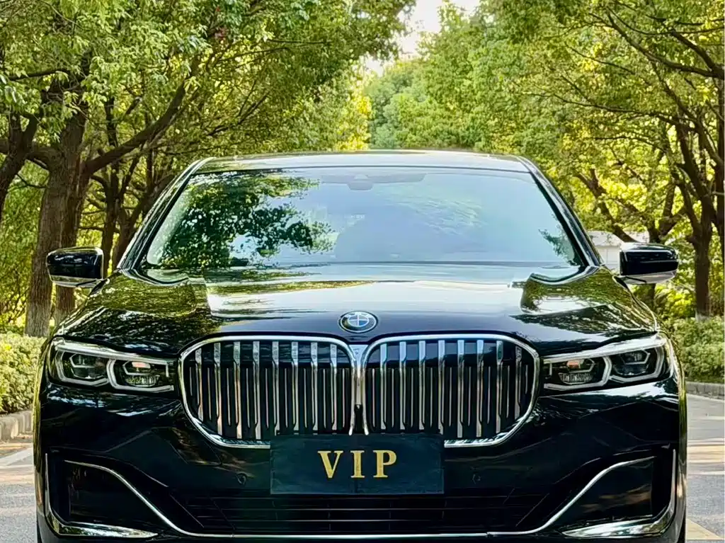 BMW 7 Series — фото 2
