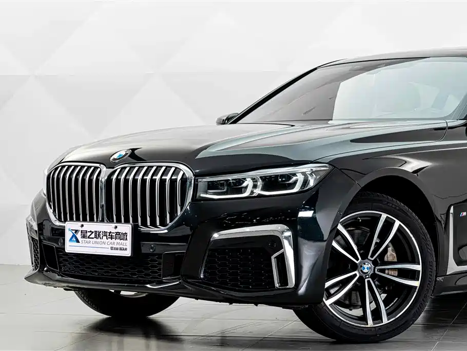 BMW 7 Series — фото 3