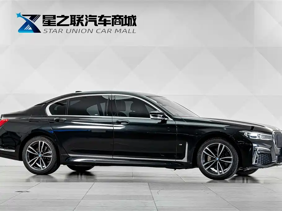BMW 7 Series — фото 5