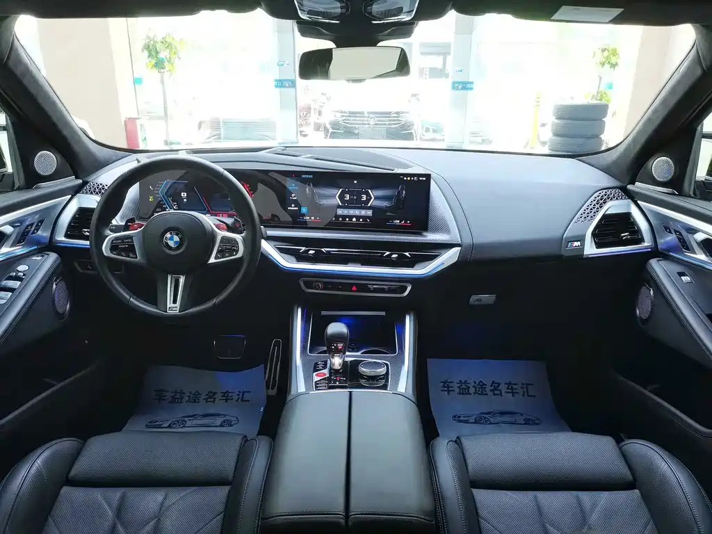 BMW XM — фото 16