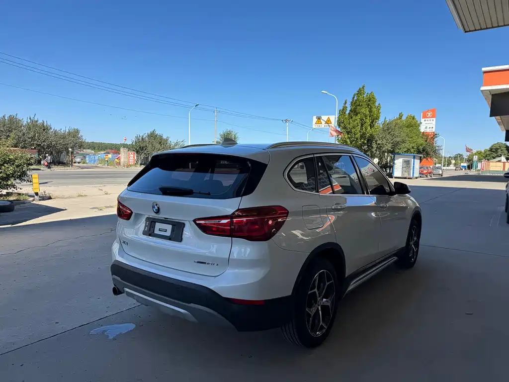 BMW X1 — фото 15