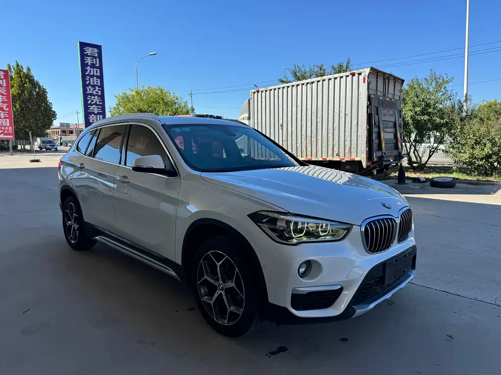 BMW X1 — фото 3