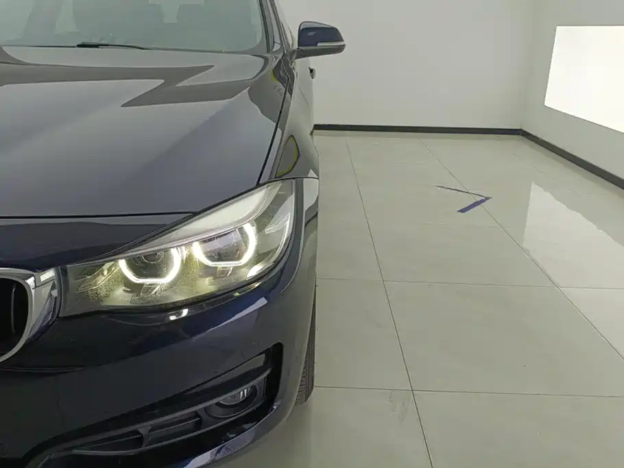 BMW 3 Series GT — фото 5