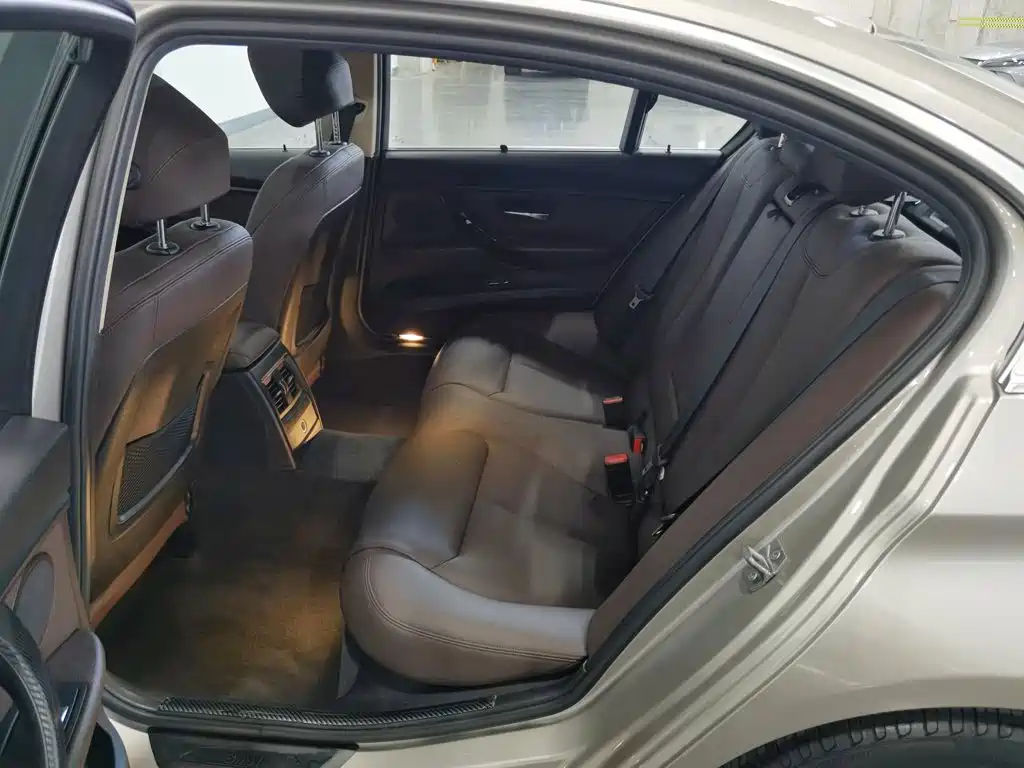 BMW 3 Series — фото 15