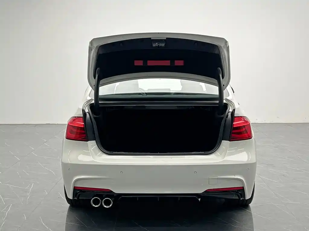 BMW 3 Series — фото 10