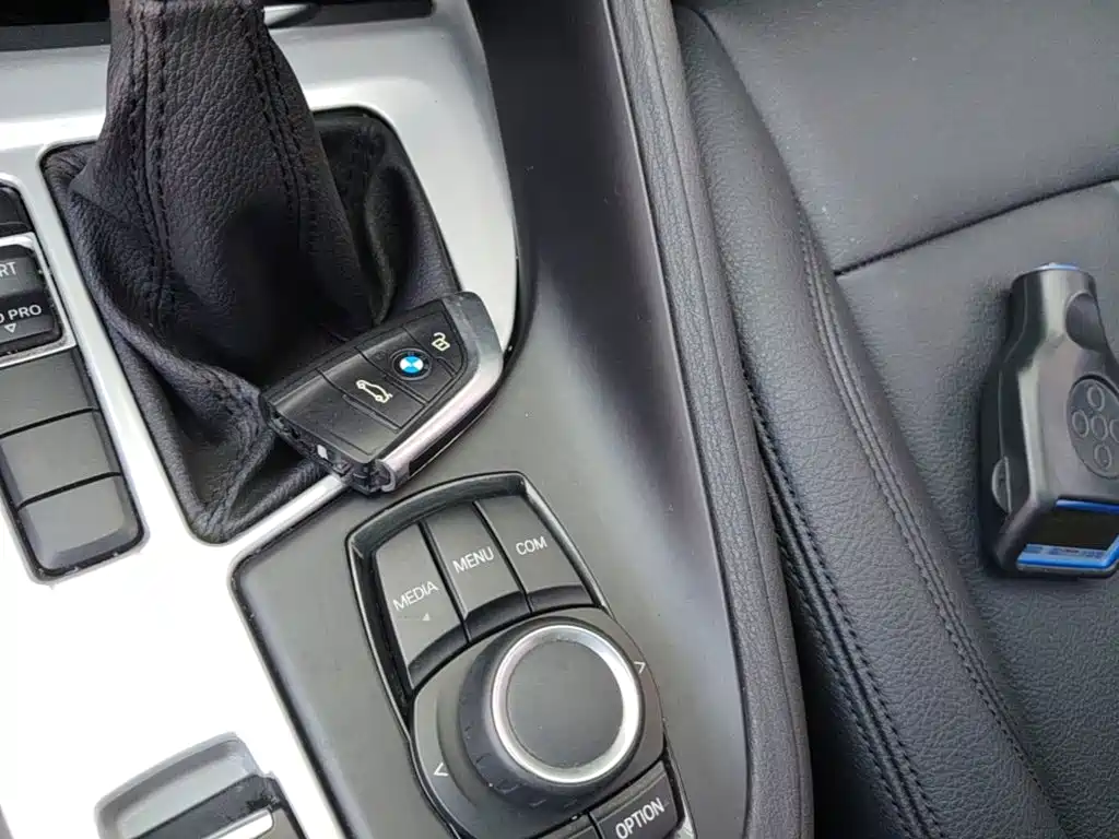 BMW X1 — фото 13