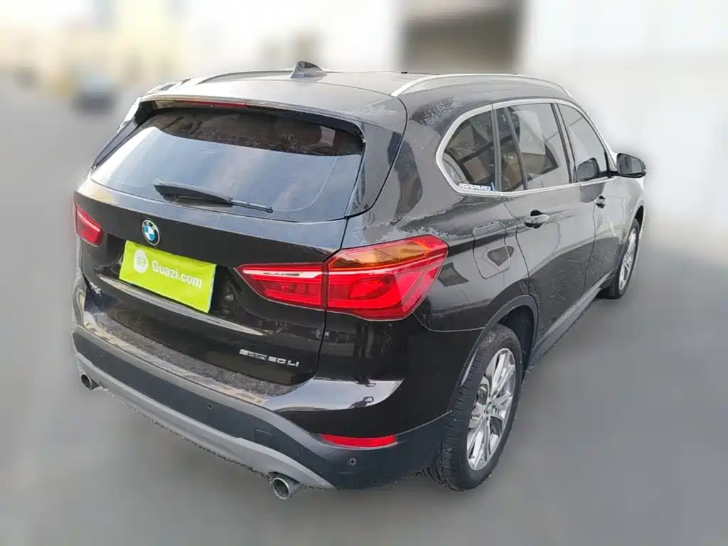 BMW X1 — фото 10