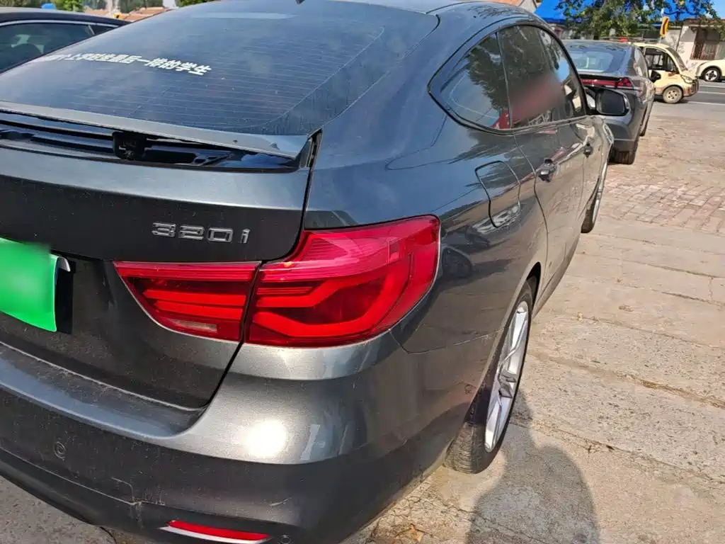 BMW 3 Series GT — фото 8