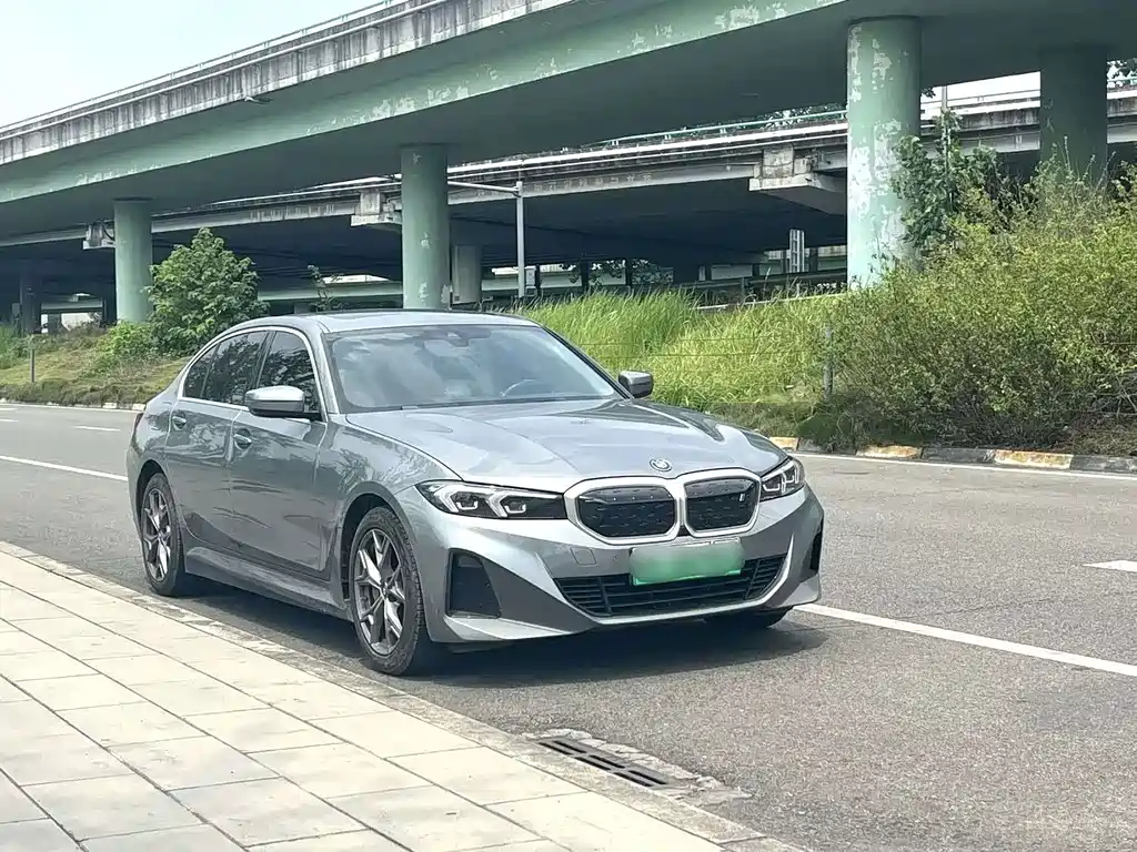 BMW i3 — фото 3