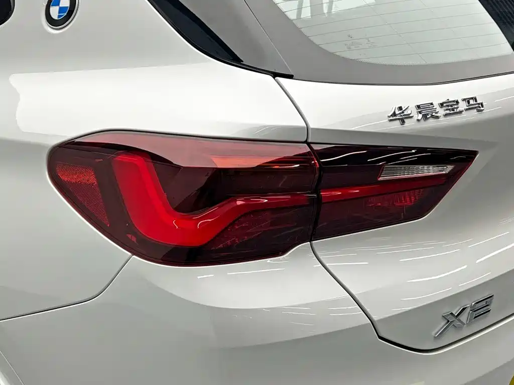 BMW X2 — фото 10