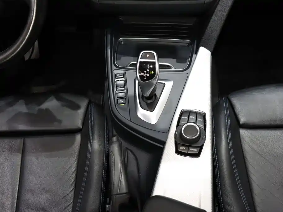 BMW 3 Series — фото 15
