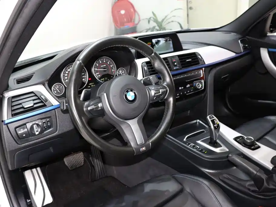 BMW 3 Series — фото 10