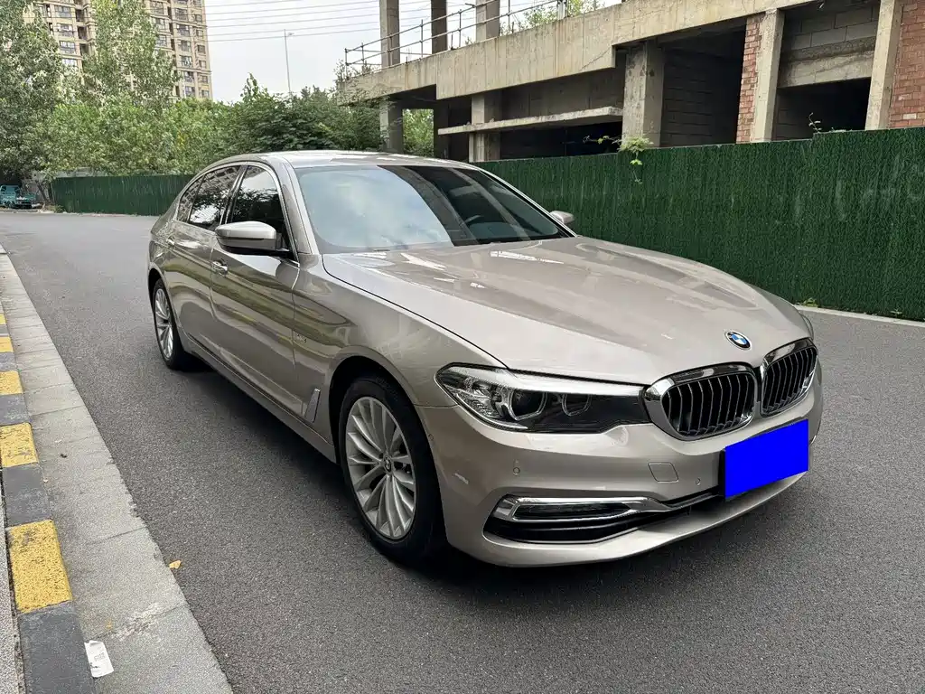 BMW 5 Series — фото 3